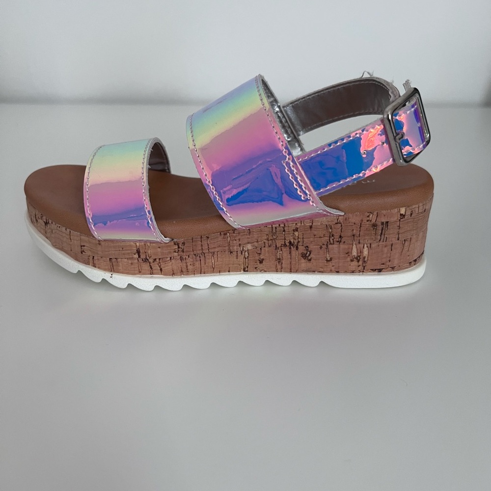 Girls Madden girl wedged sandals